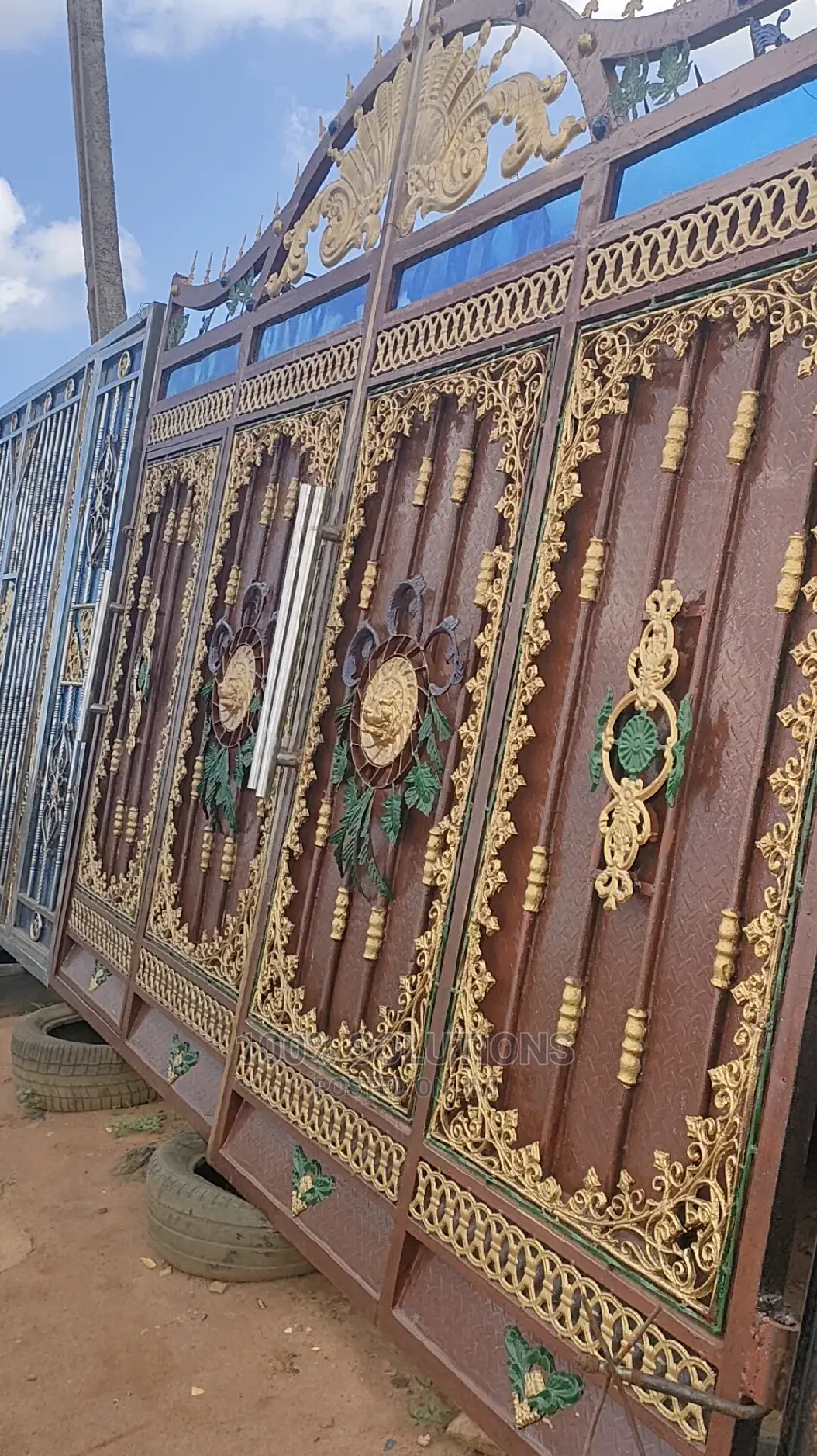 Standard Royal Gate Design for the Best of Your Home