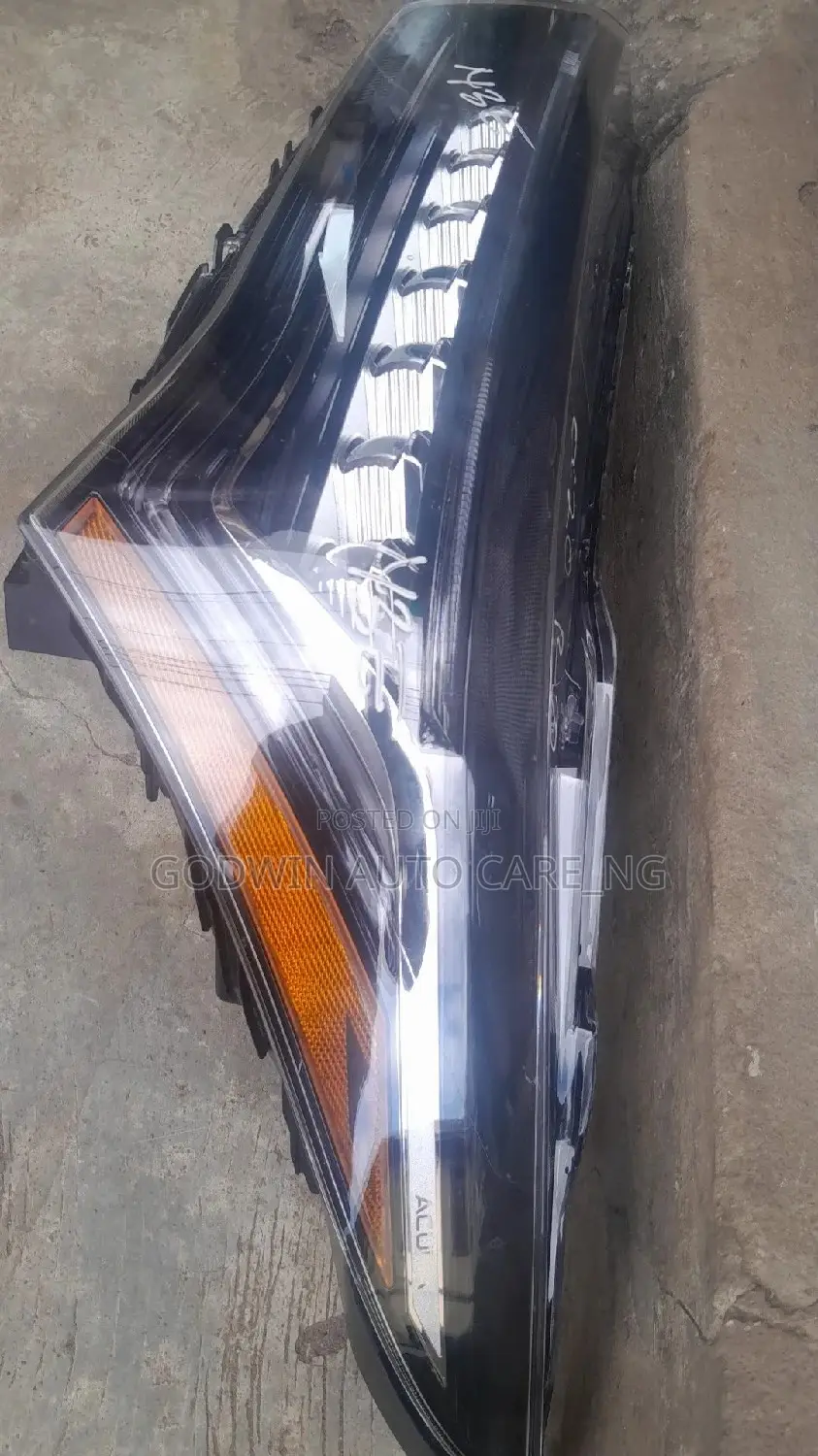 Head Light 2019. Acura RDX