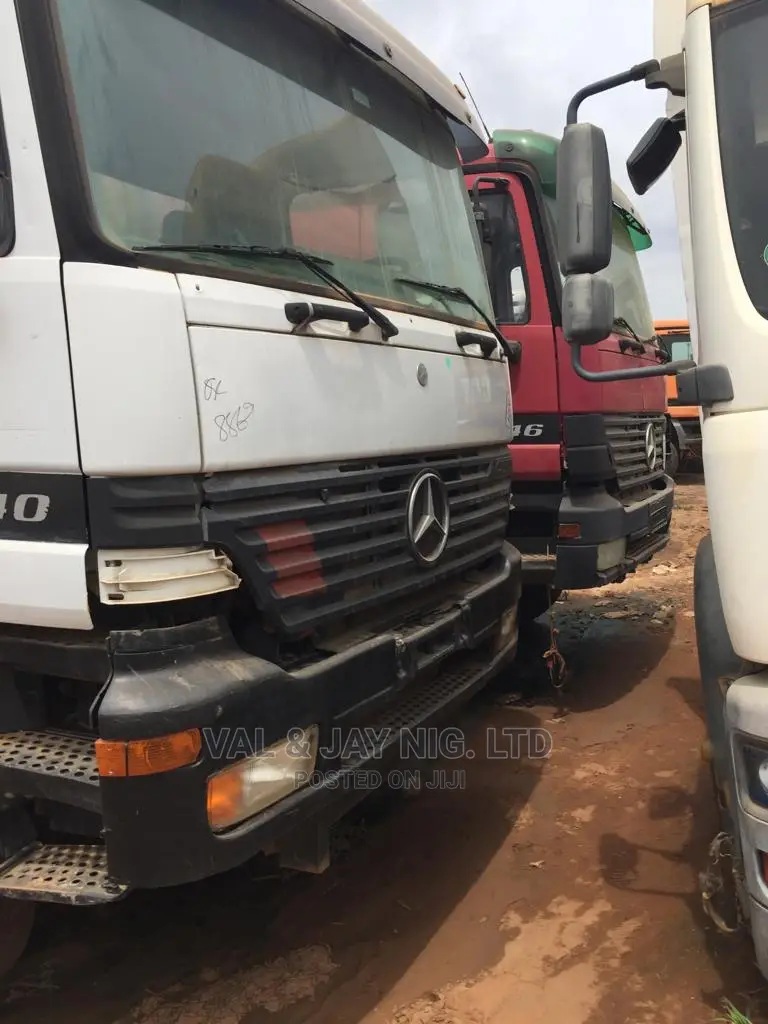 Mercedes Benz Actros 4140 and 4143 (12 Tyres)