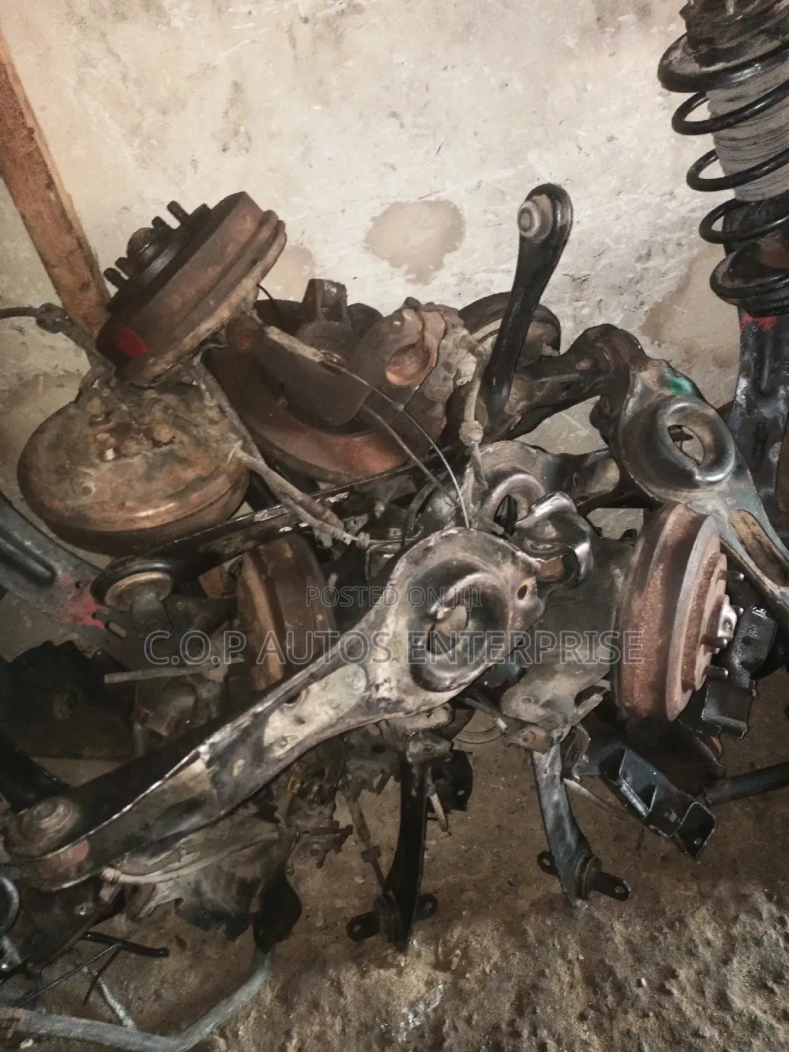 Shocks and Complete Underneath for Ford Focus