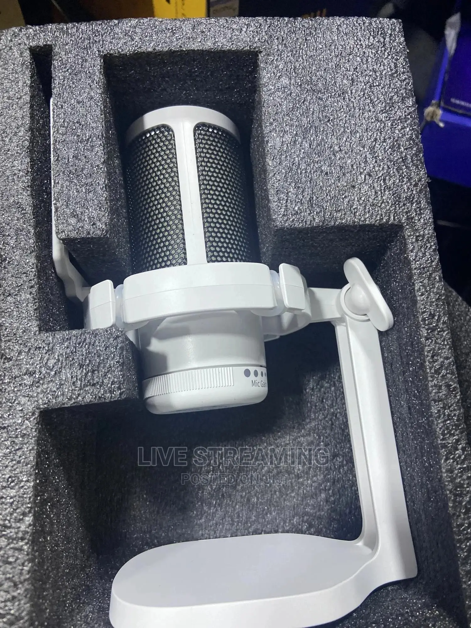 Maono Dm20 Usb Microphone With RGB Lights