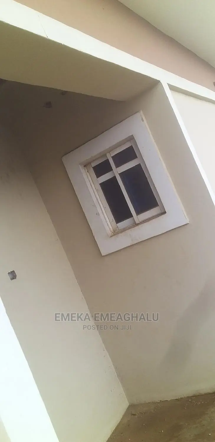 3bdrm Bungalow in Heliu Estate Enugu for sale