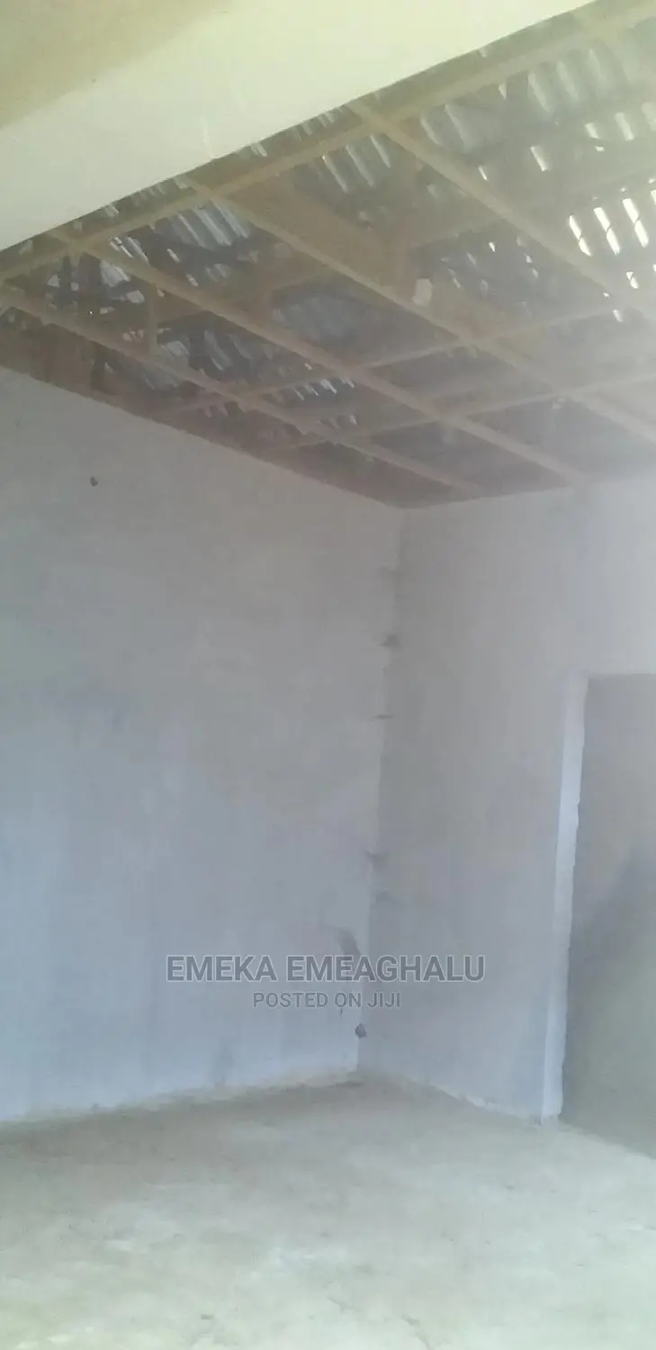 3bdrm Bungalow in Heliu Estate Enugu for sale