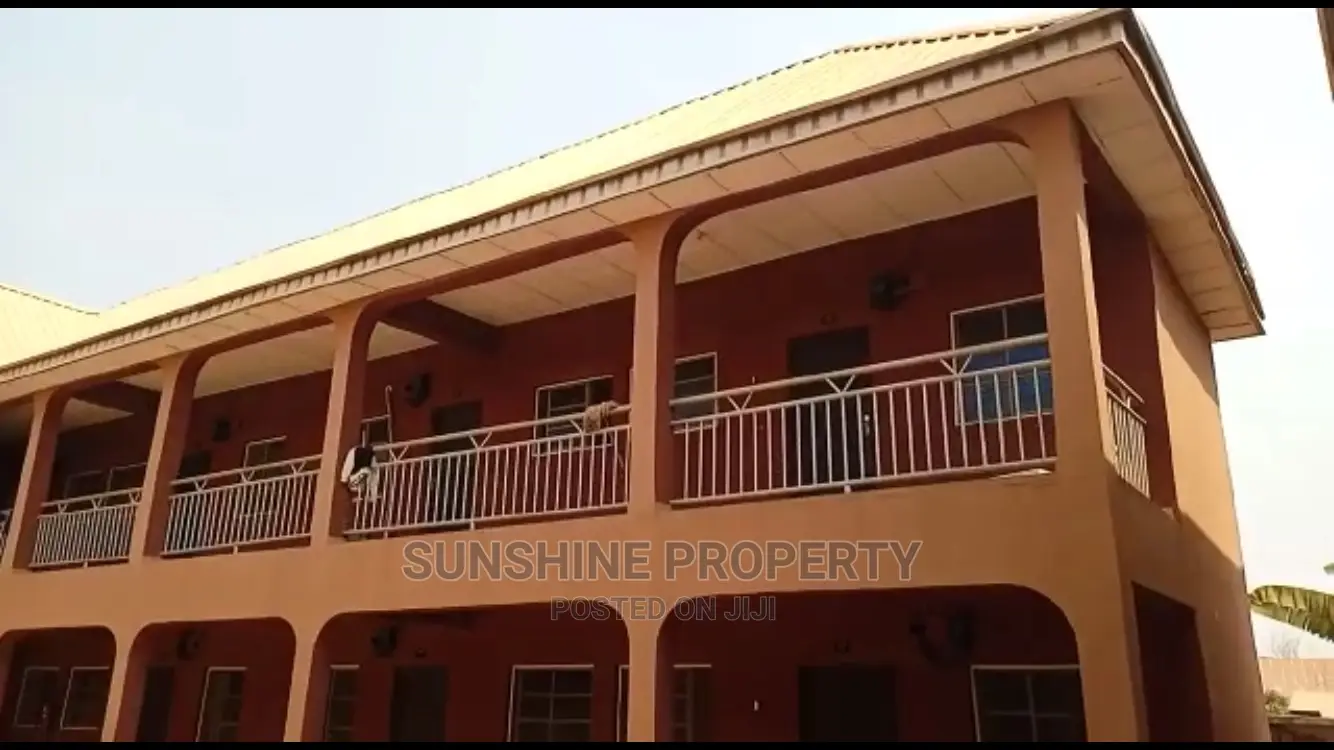 Hostels at Futa North Gate Close to the Tarred Road.