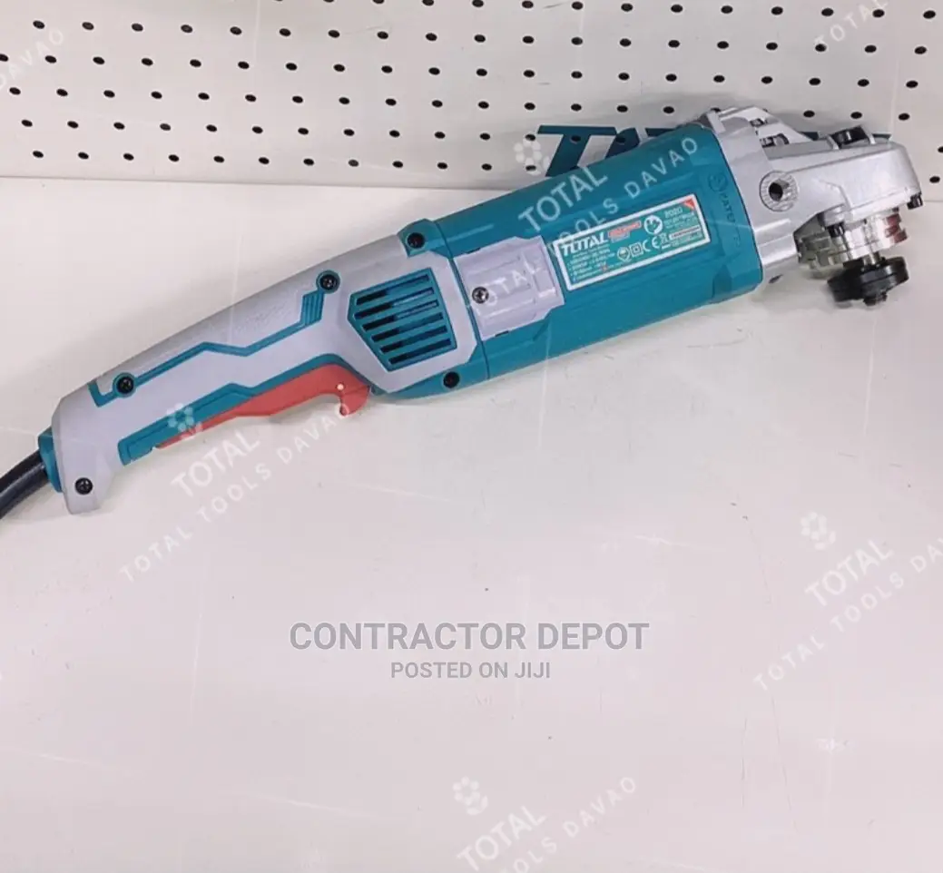 Total Industrial Angle Grinder 2600W Tg1262306