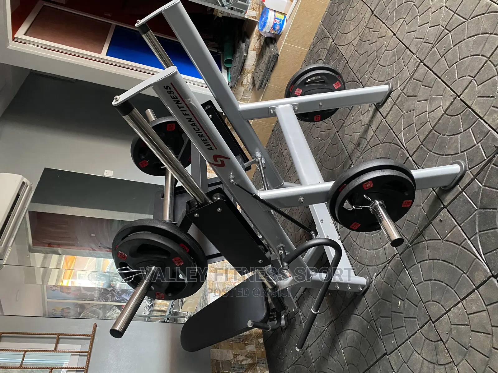 Leg Press Commercial