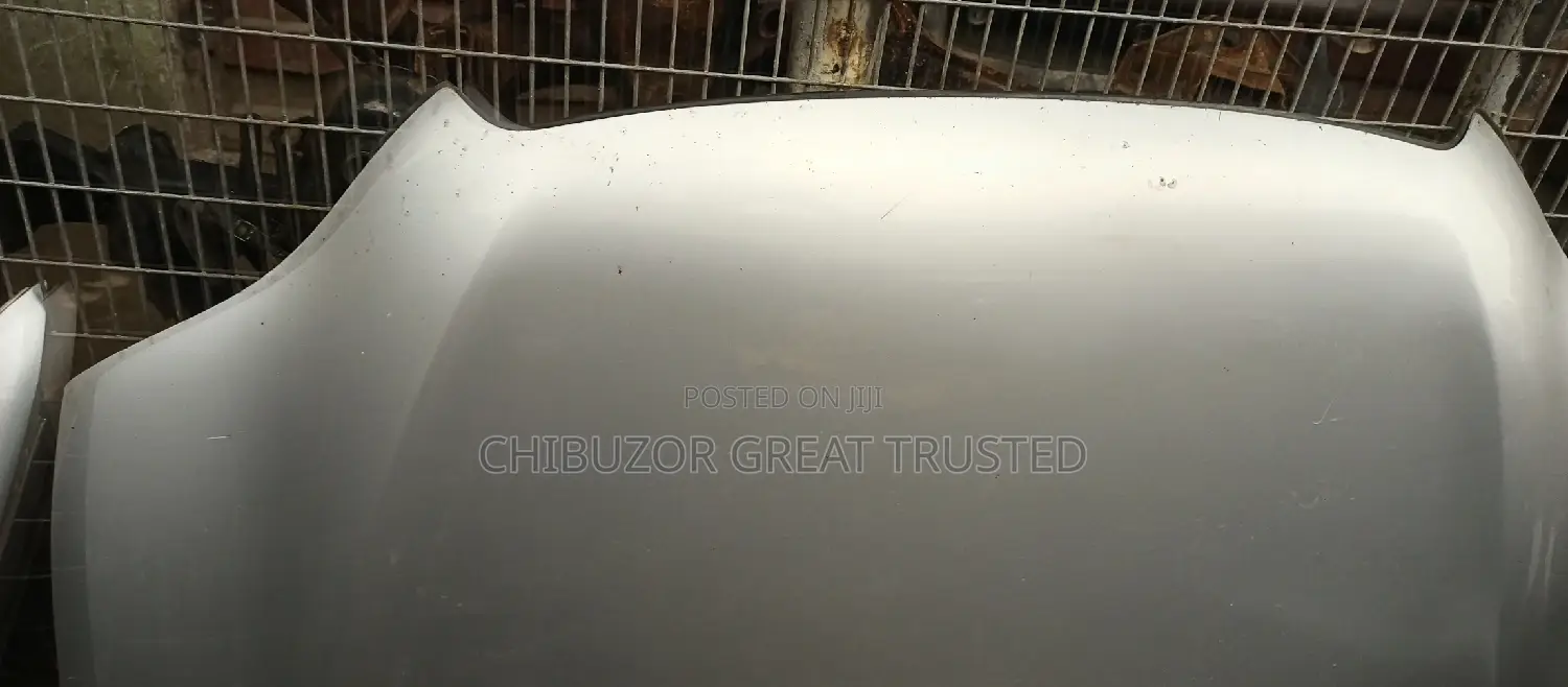 Bonnet for Highlander 2008/2009