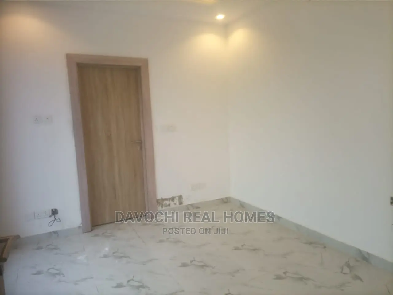 2bdrm Apartment in Lekki Phase One for rent