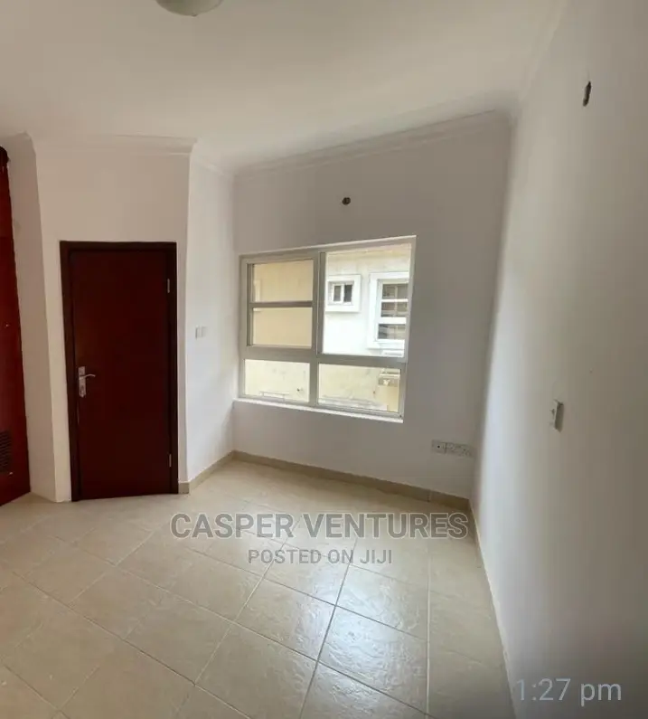 Mini Flat in Bourdillion, Chevron for rent