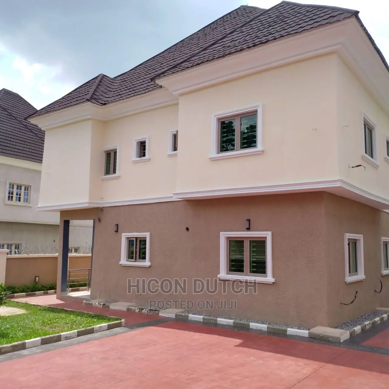 5bdrm Duplex in Mab Global Estate, Gwarinpa for sale