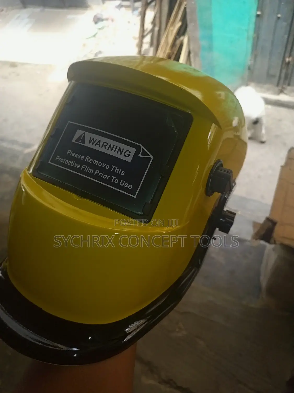 Auto Darkening Welding Helmet