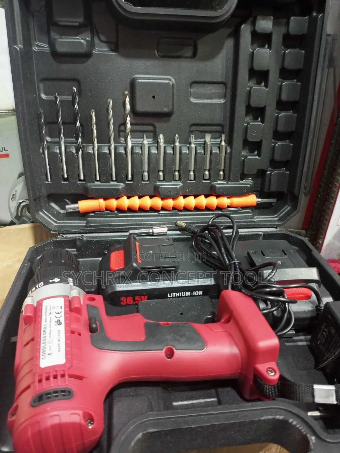 Cordless Drill/Screw 36.5V With Drill Bits