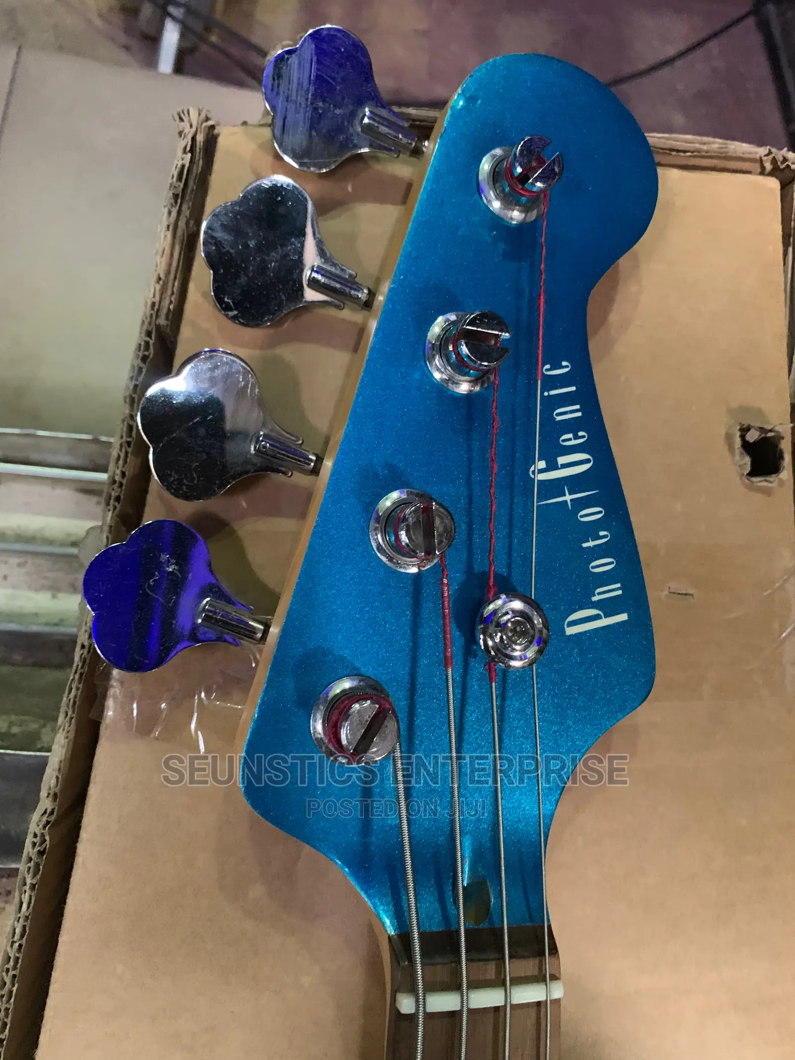 Professional Photogenic Four String Passive Bass Guitar
