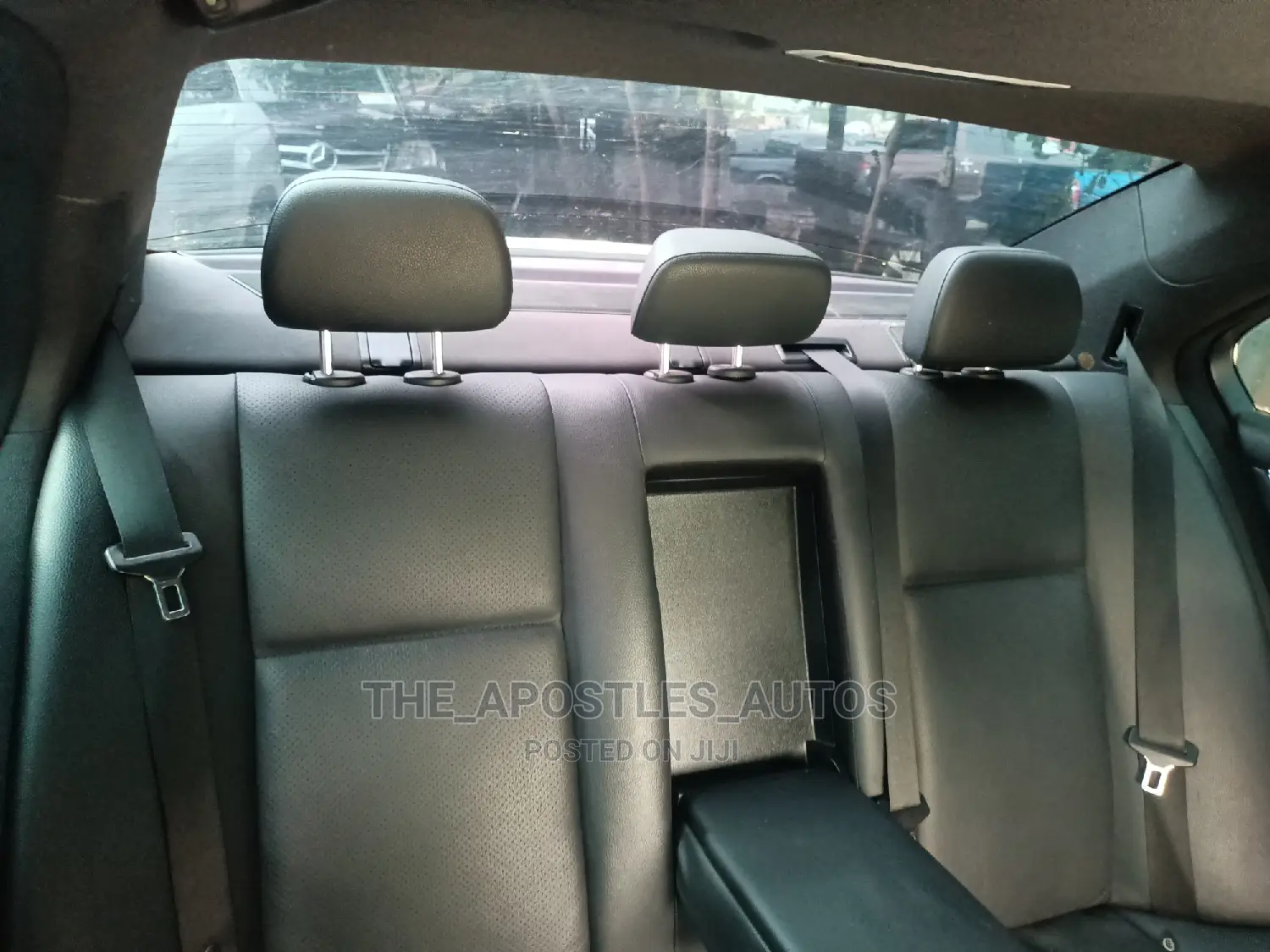 Mercedes-Benz C300 2010 Black
