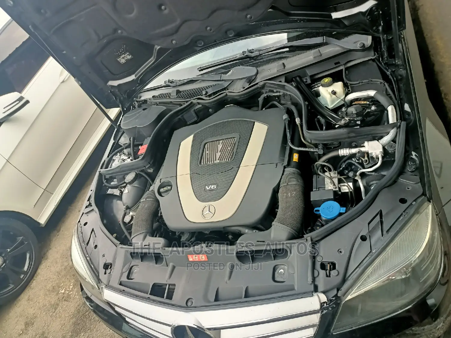 Mercedes-Benz C300 2010 Black