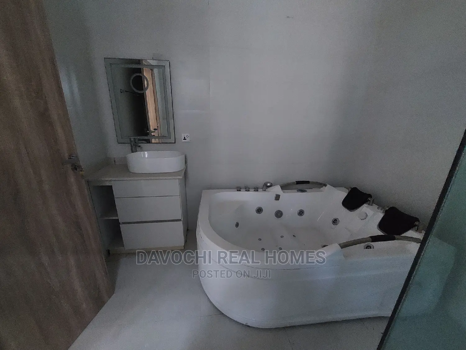 4bdrm Duplex in Orchid Road, Lekki for rent