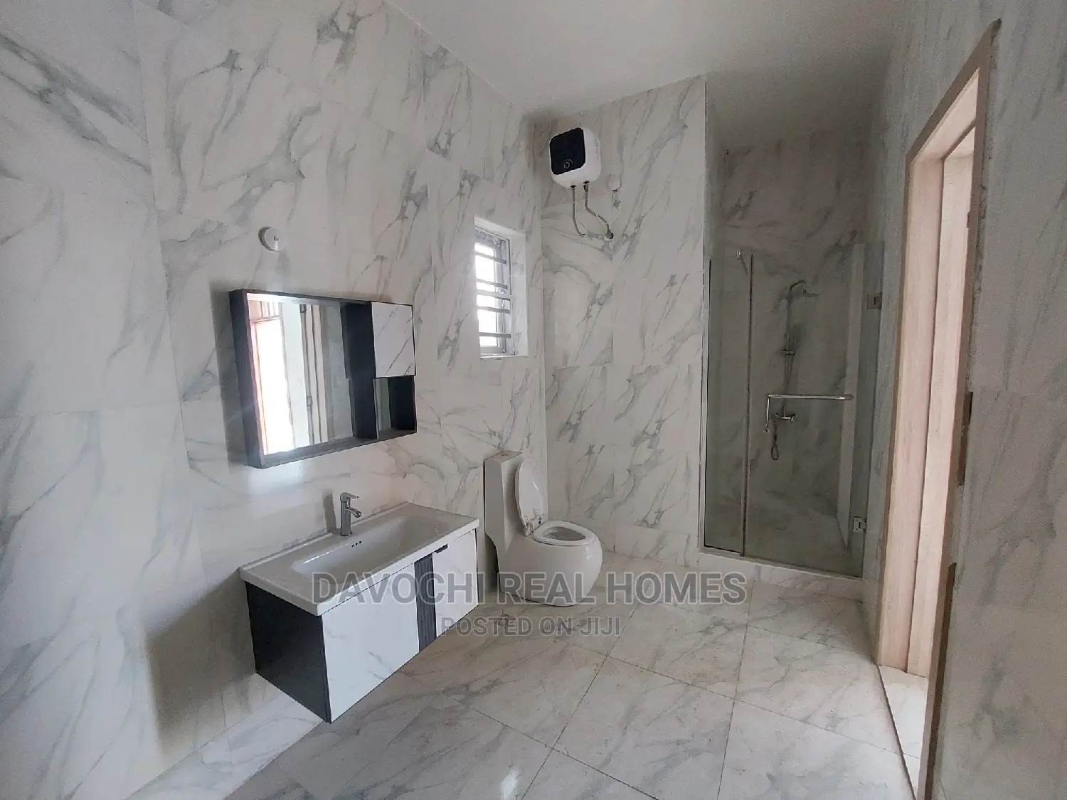 4bdrm Duplex in Chevron Second Toll, Lekki for rent