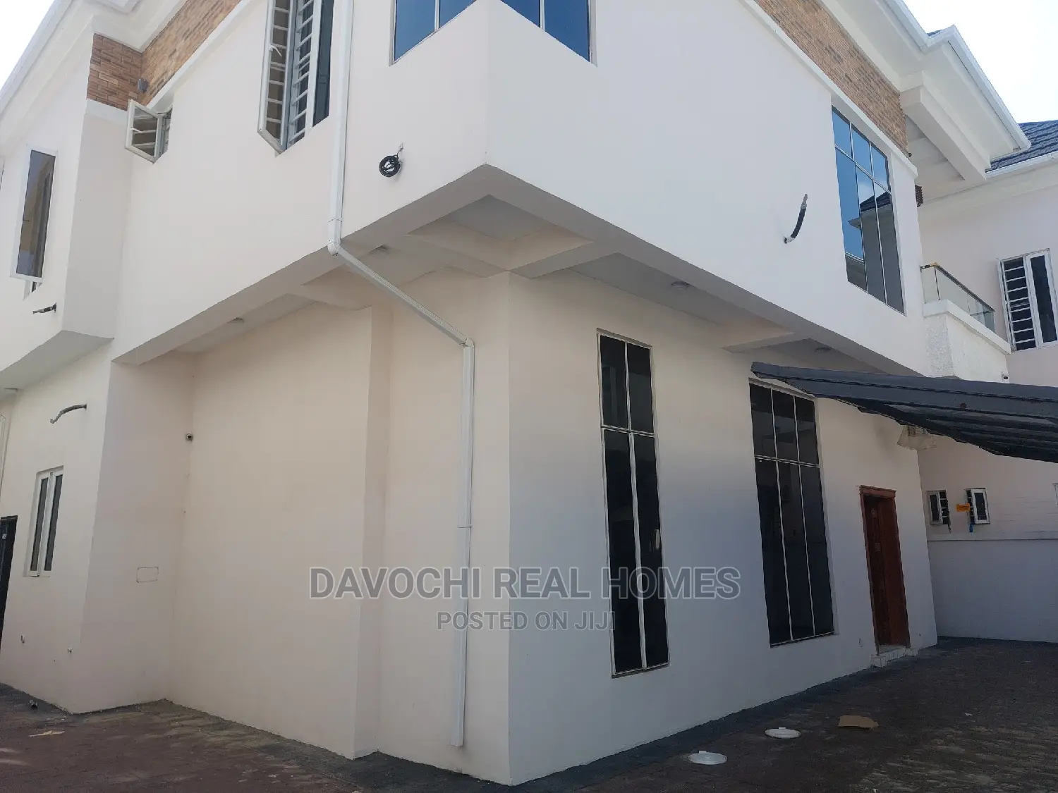 5bdrm Duplex in Chevron Second Toll, Lekki for rent
