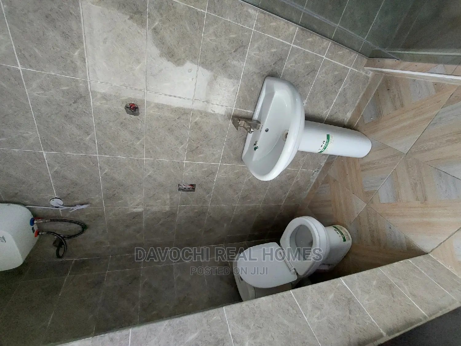 3bdrm Apartment in Chevron Second Toll, Lekki for rent