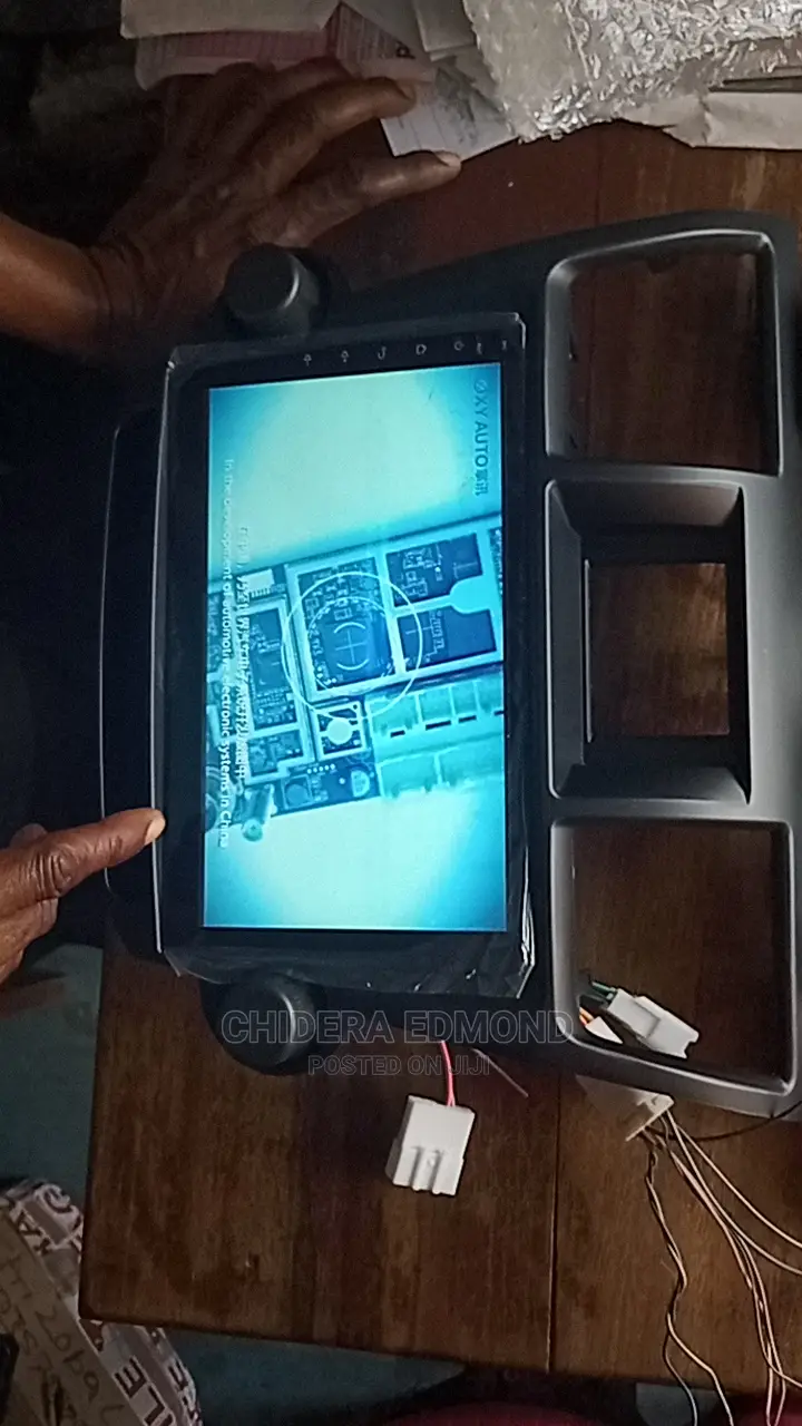 Toyota Highlander 08 Android Stereo With Reverse Camera