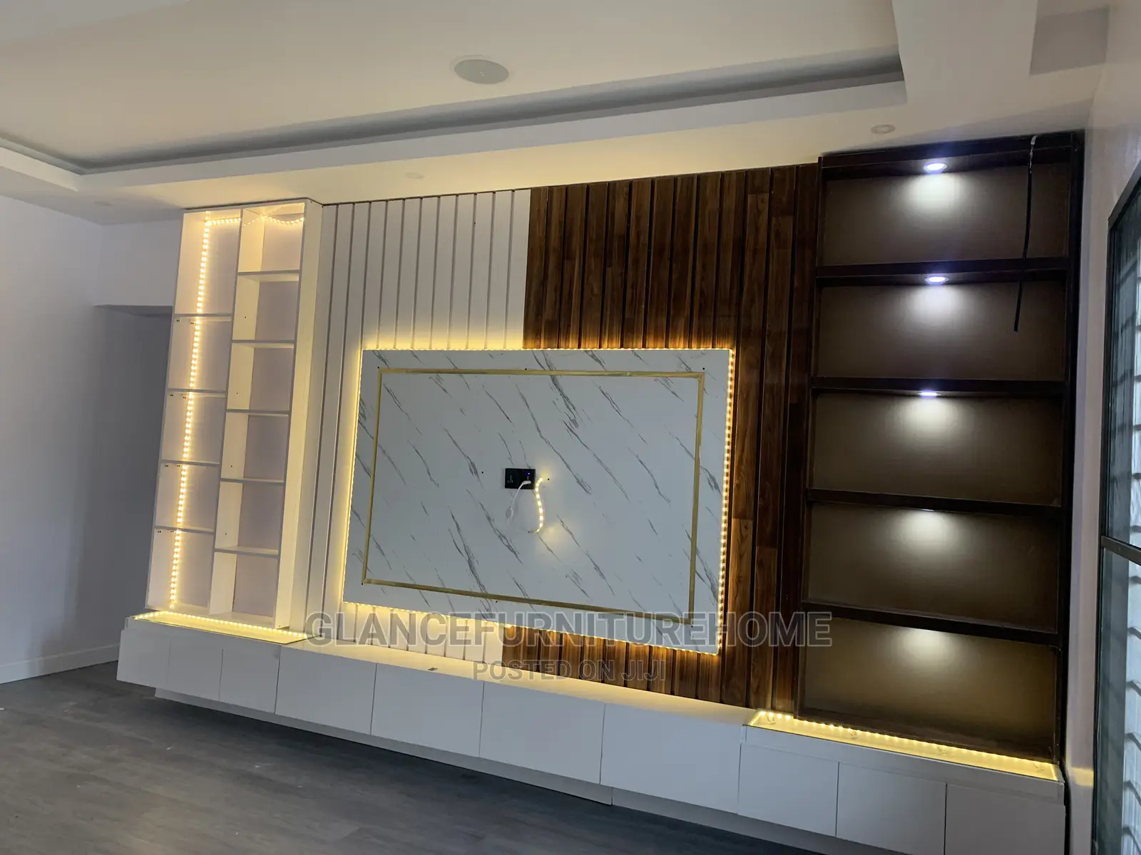 Luxurious Tv Console