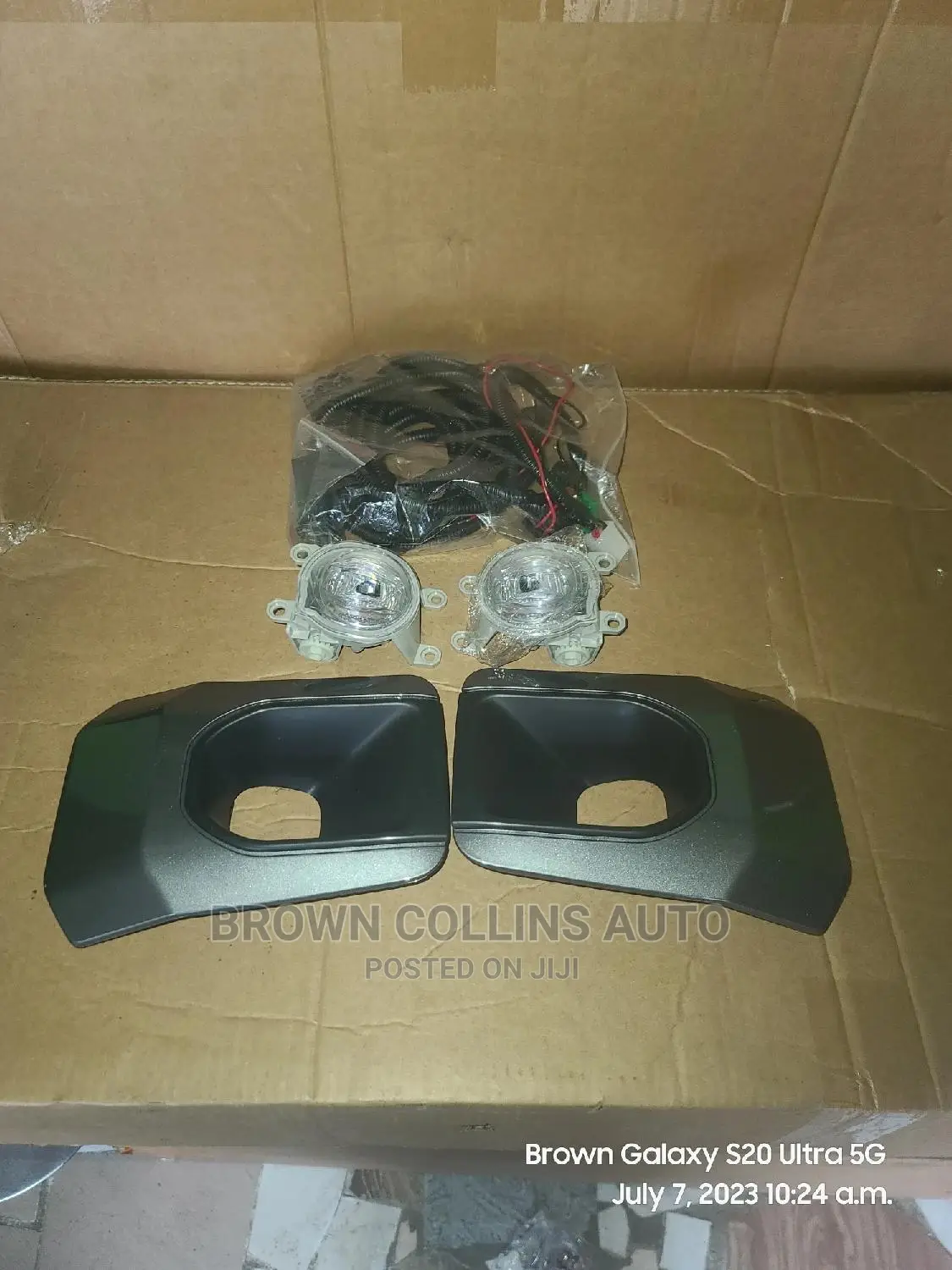 Fog Lights and Covers Hilux 2020-2023