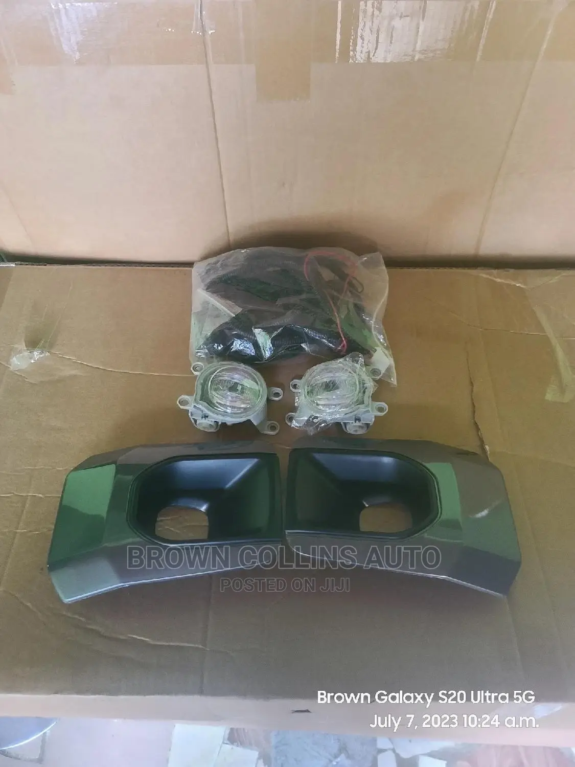 Fog Lights and Covers Hilux 2020-2023