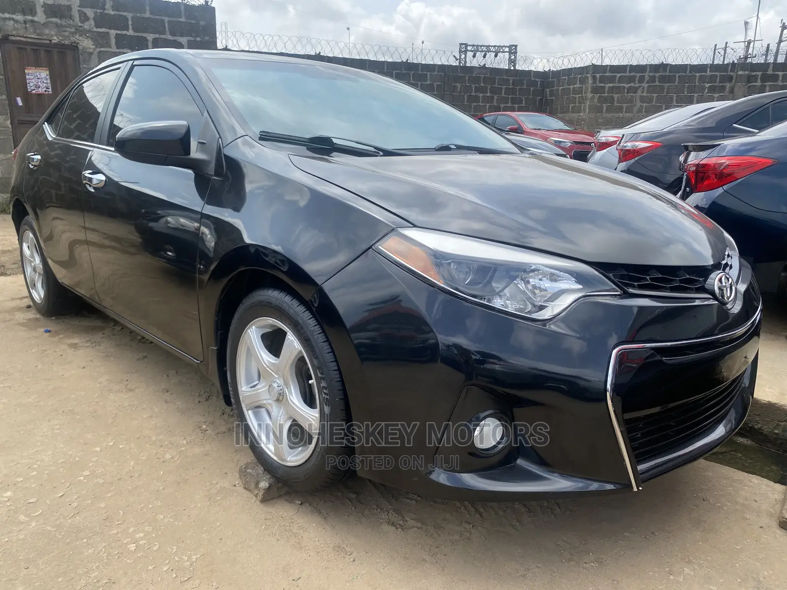 Toyota Corolla 2015 Black