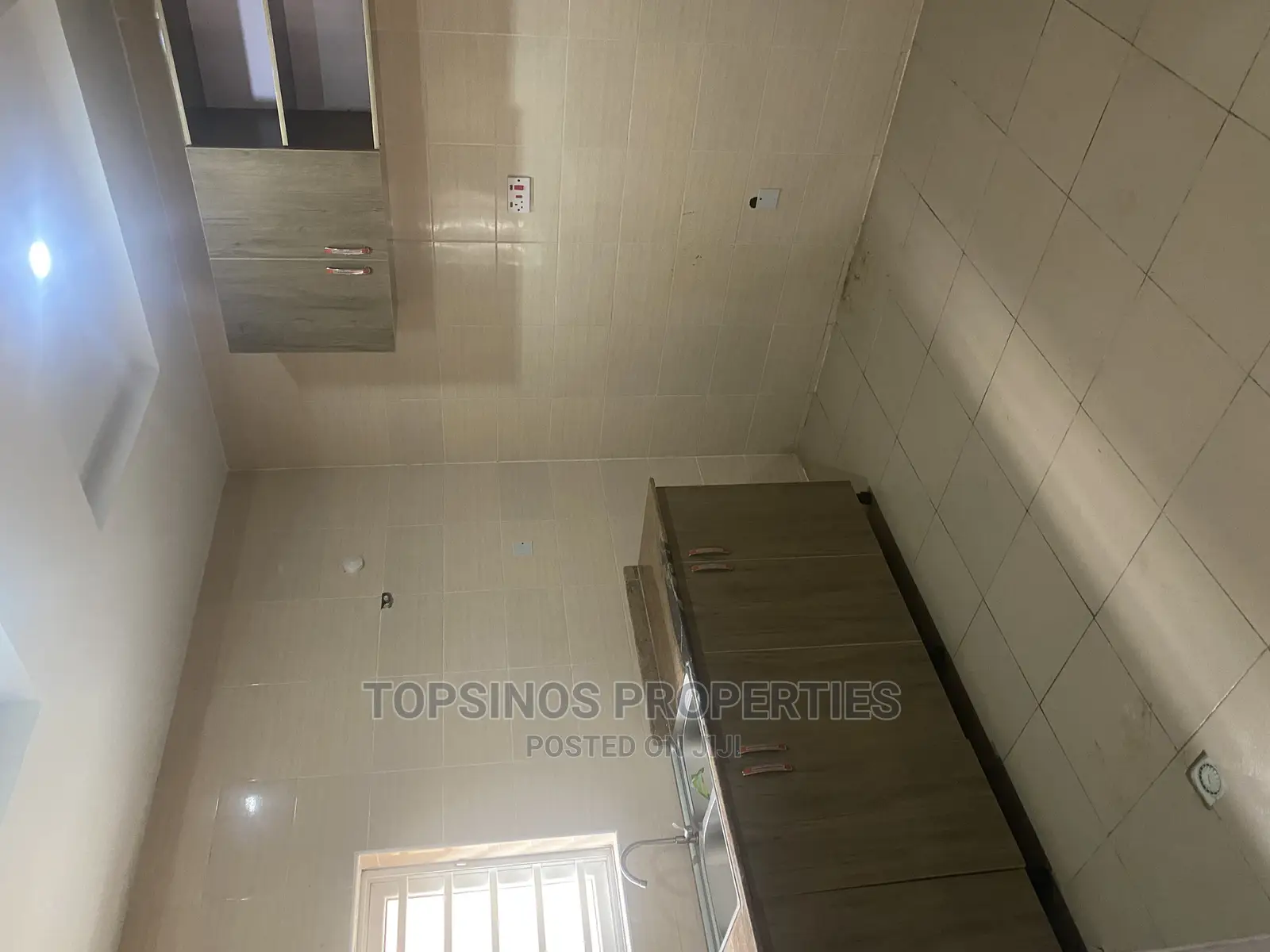 2bdrm Block of Flats in Dawaki for rent