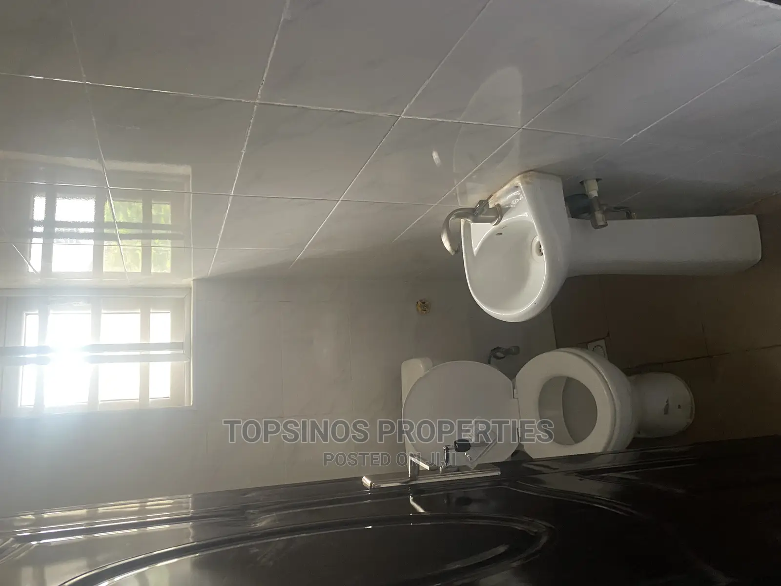 2bdrm Block of Flats in Dawaki for rent