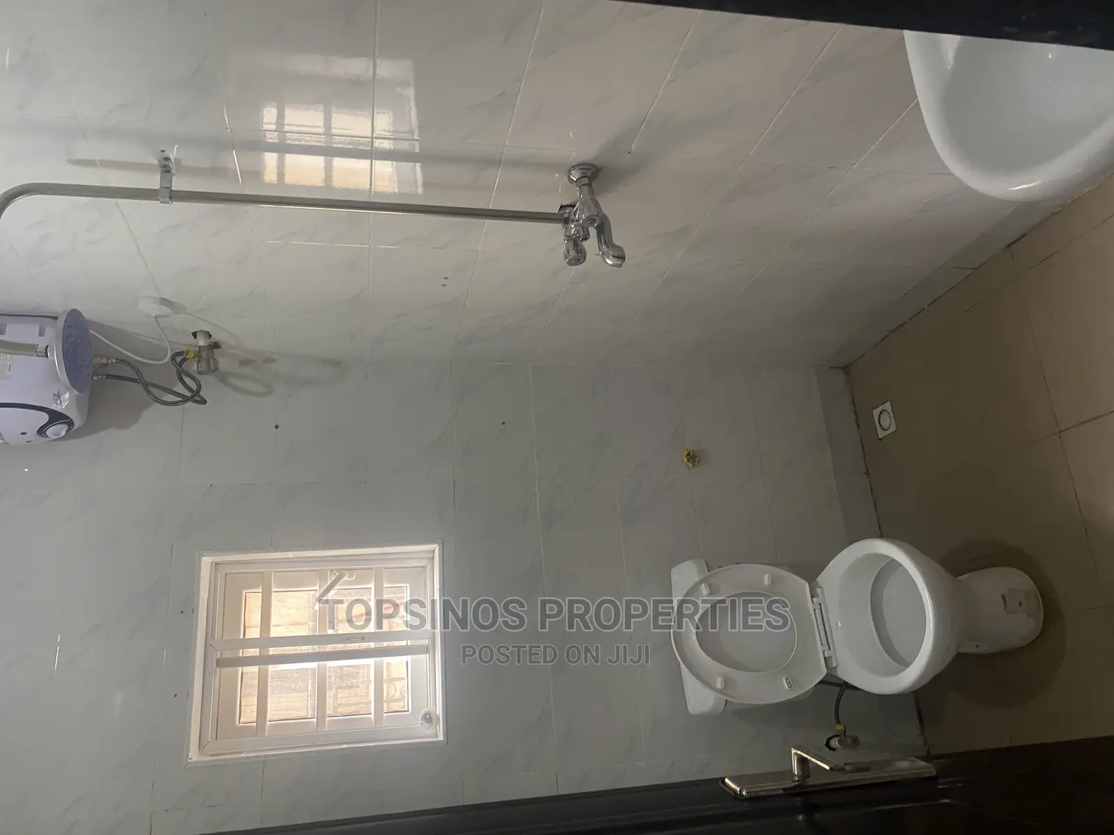 2bdrm Block of Flats in Dawaki for rent