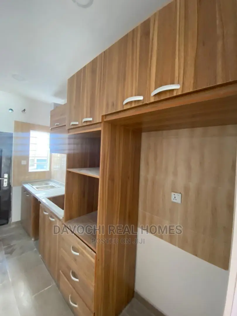 3bdrm Duplex in Ikota Lekki for sale