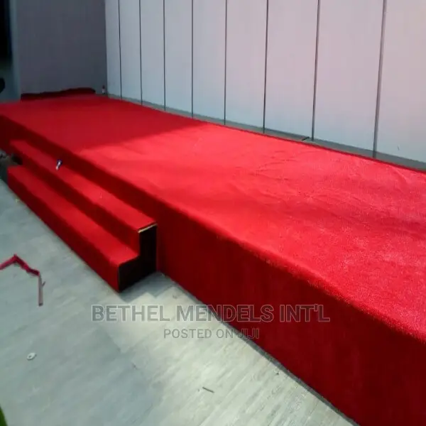 Wholesales of Best Quality 30mm Red Artificial Grass