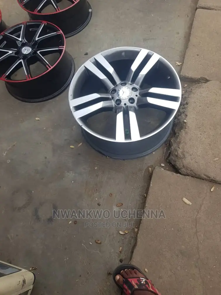 Rim and Tyre for Benz
