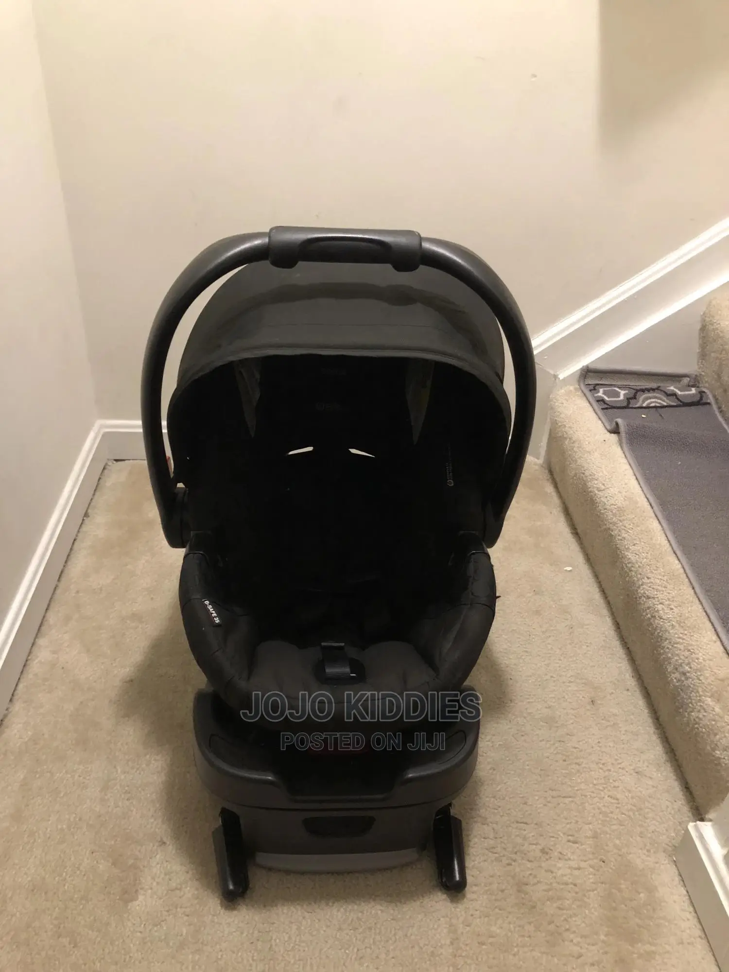 US Used Britax Baby Carseat Stroller in Great Condition