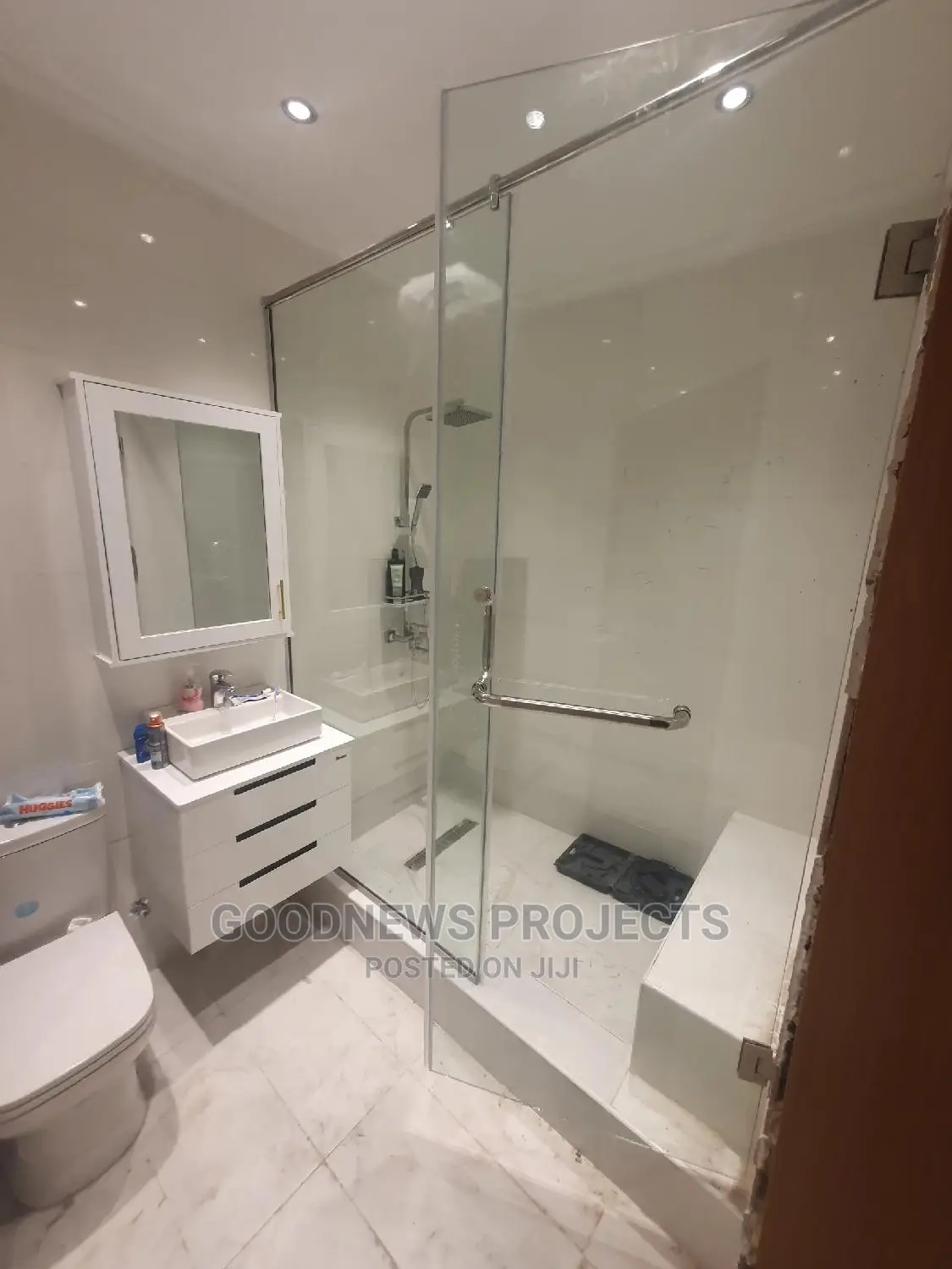 Master Bathroom Shower Glass