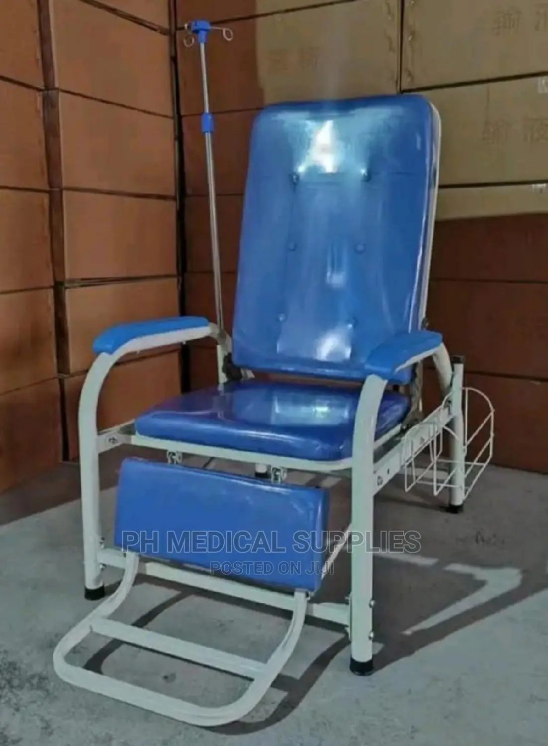 Blood Donor Couch