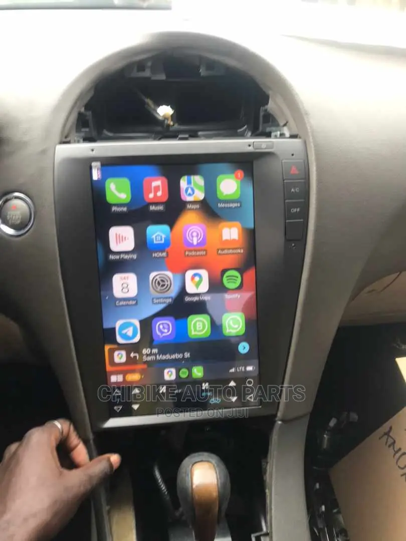 Lexus Es350 Tesla Android With Apple Carplay/Reverse Camera