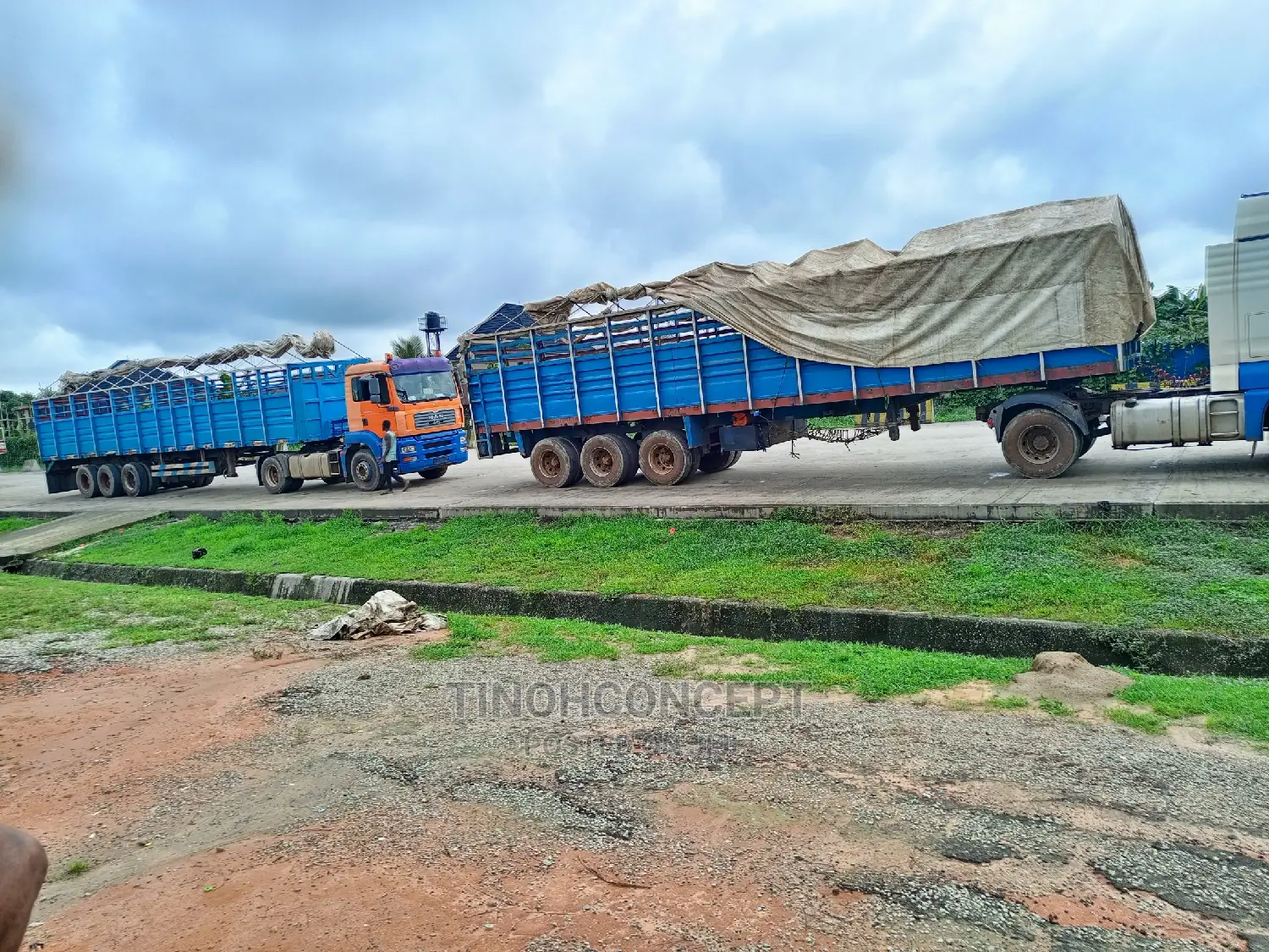 Truck and Trailer for Hire