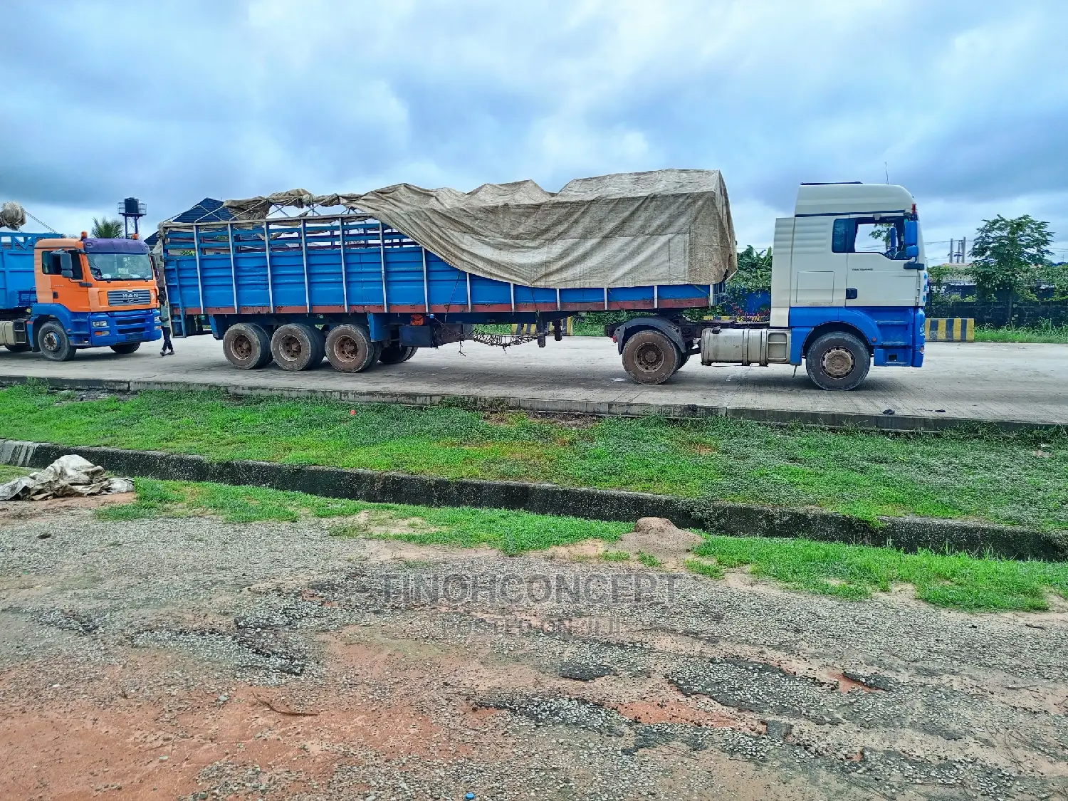 Truck and Trailer for Hire