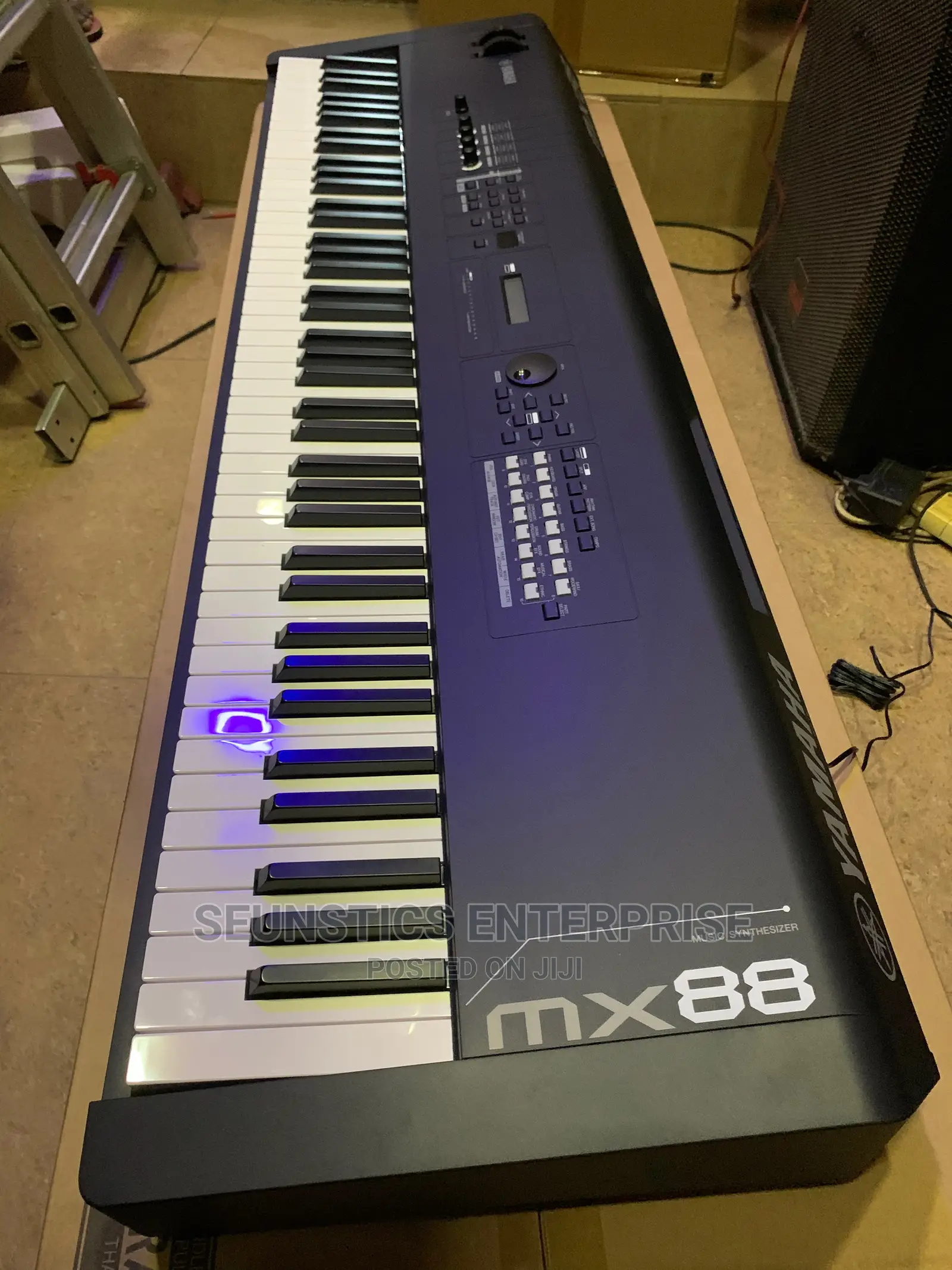 Quality Yamaha Mx88 Keyboard (Piano)