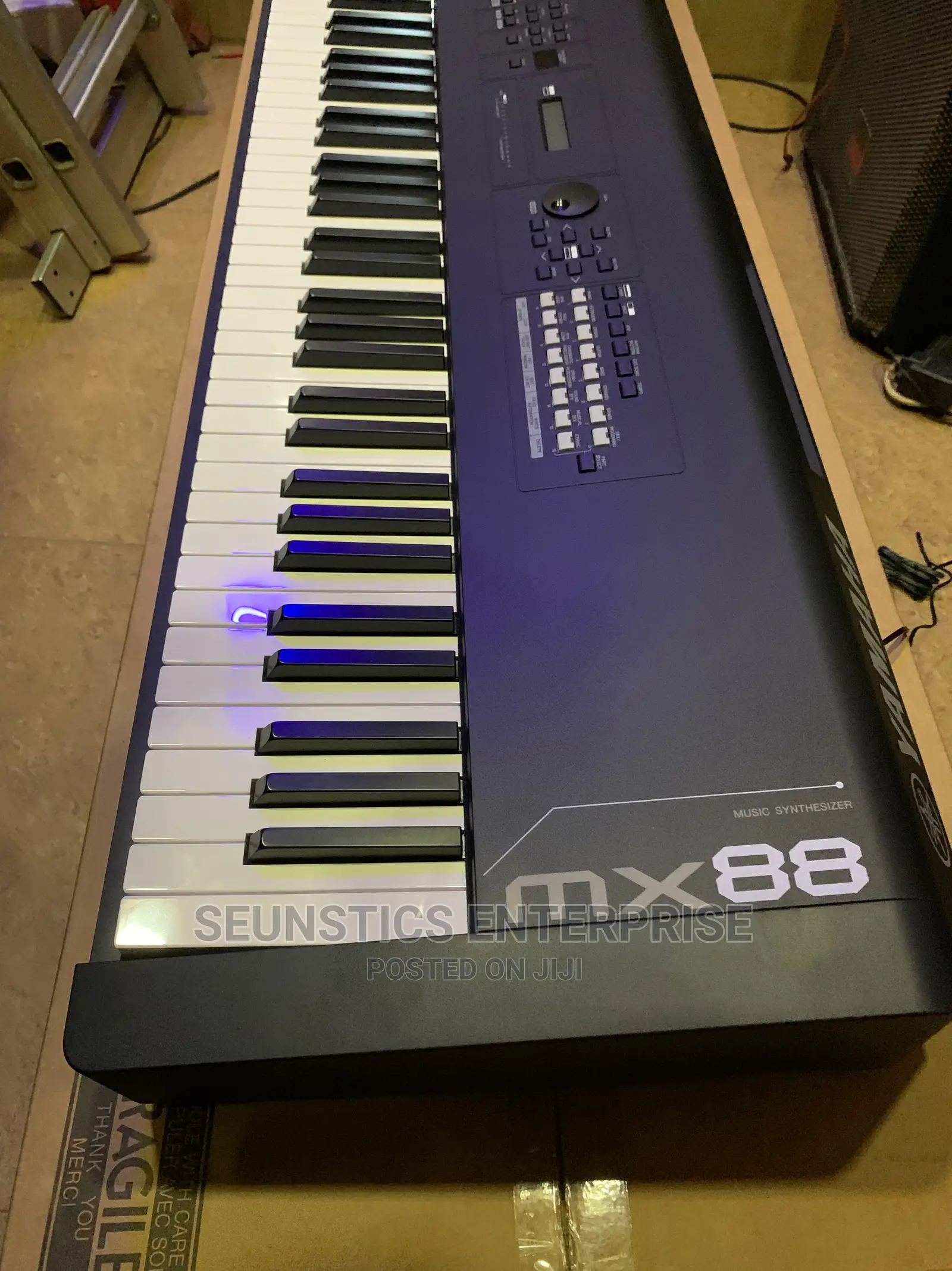 Quality Yamaha Mx88 Keyboard (Piano)