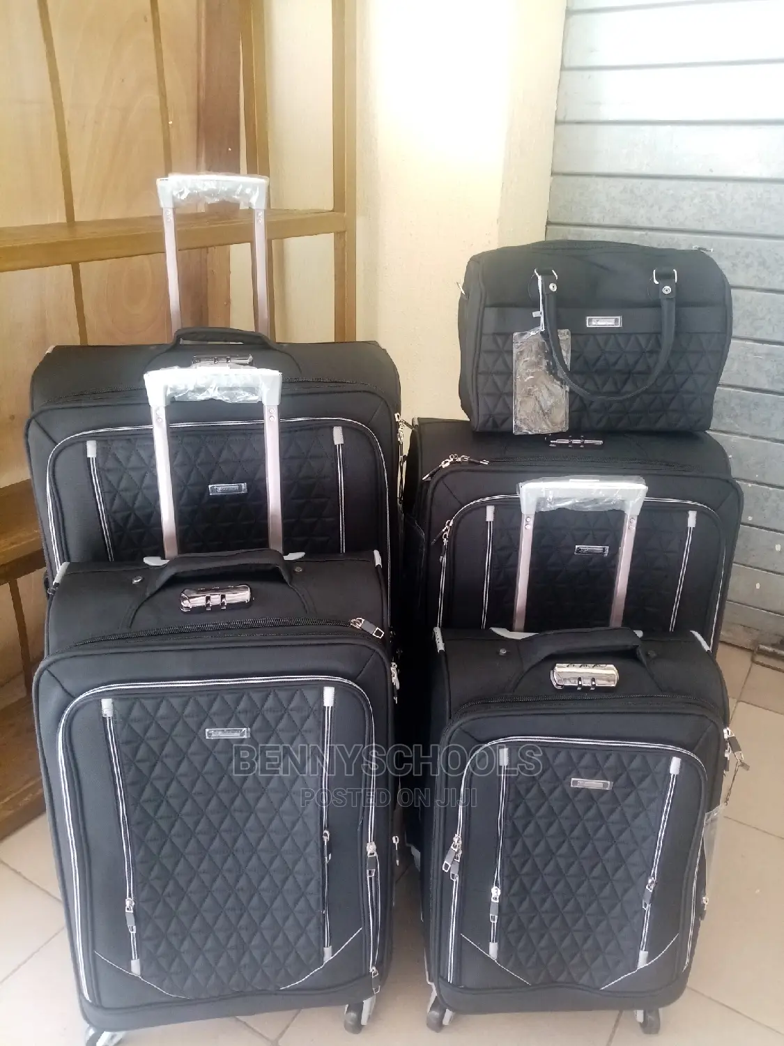 Set of 5 Black Star Express Traveling Luggage Boxes