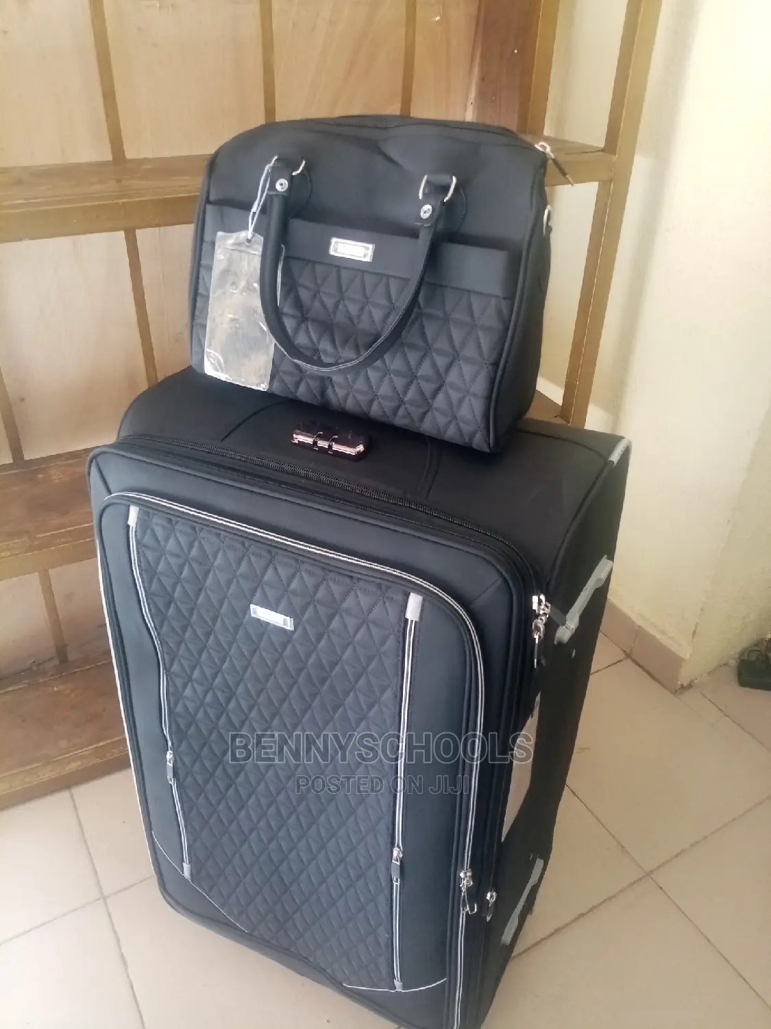 Biggest Jumbo Star Express Traveling Luggage Box N Kit