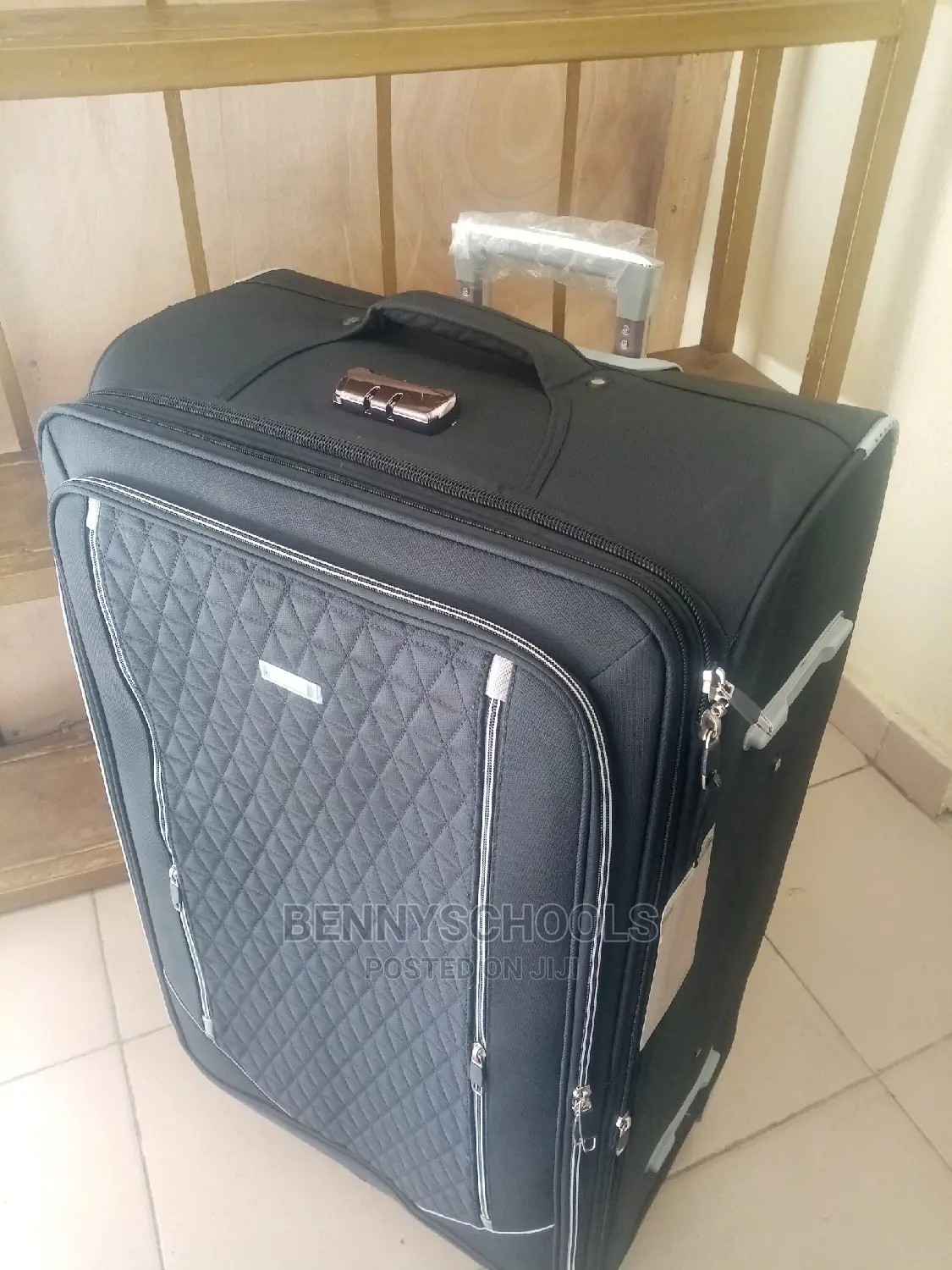 Biggest Jumbo Extra Large Star Express Traveling Luggage Box