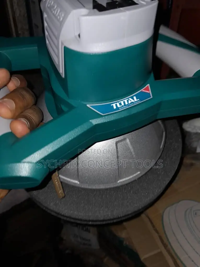 Polishing - Cordless Polisher With Battery and Charger