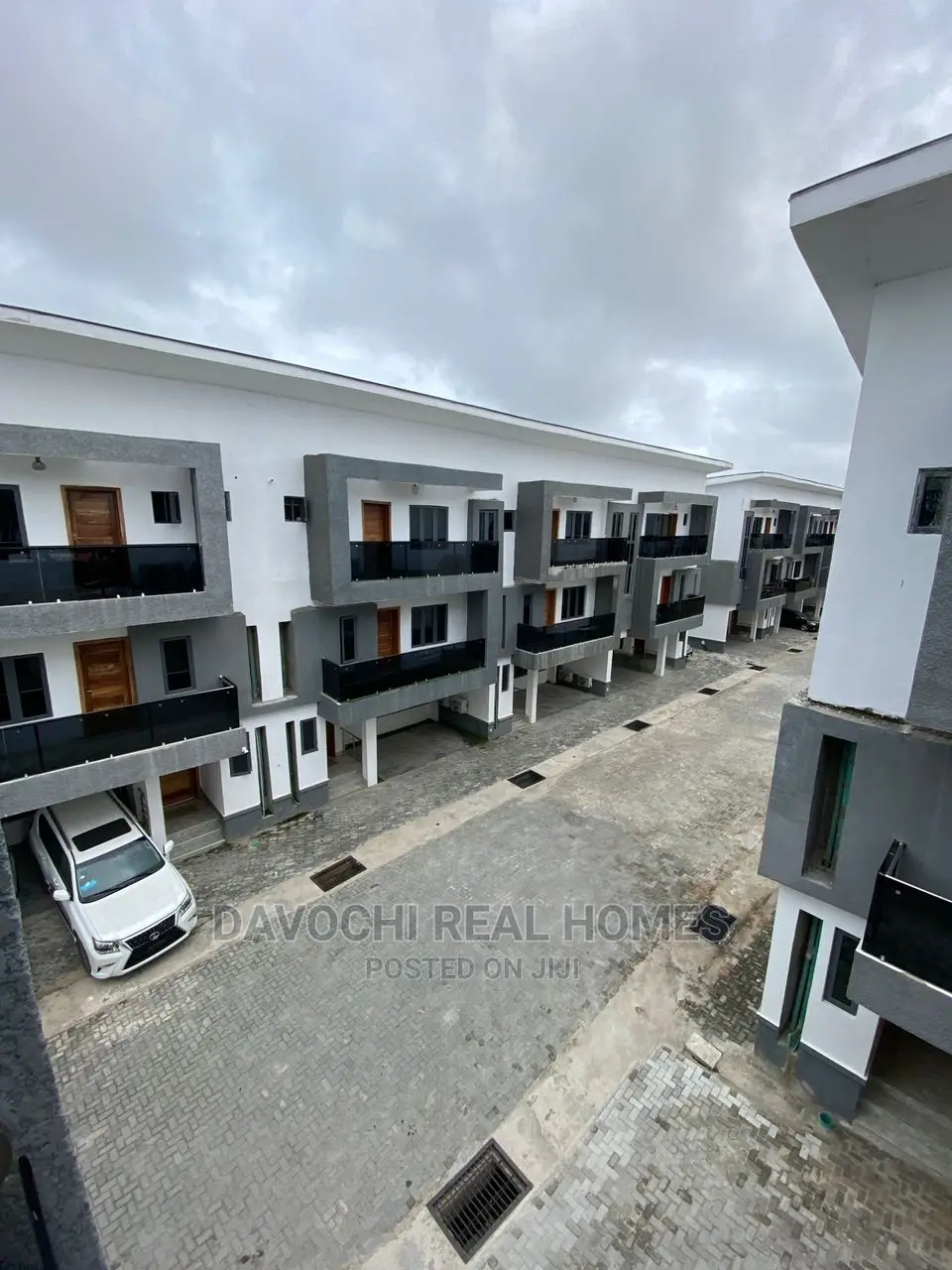 4bdrm Duplex in Ikate-Lekki for rent