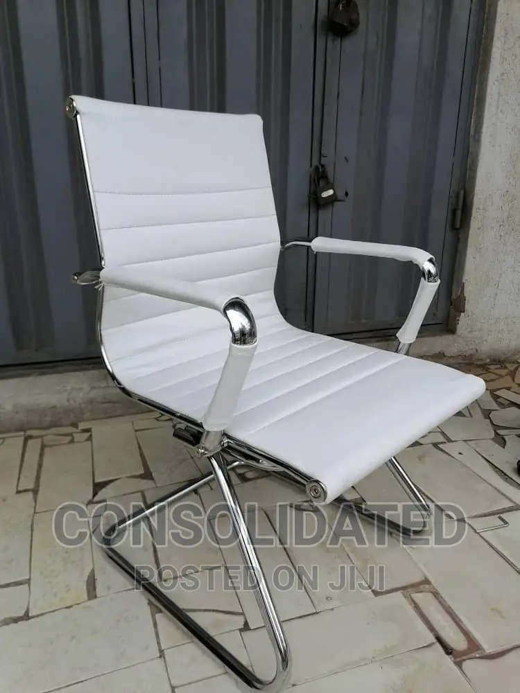 Quality Executive Leather Visitors Office Chair.