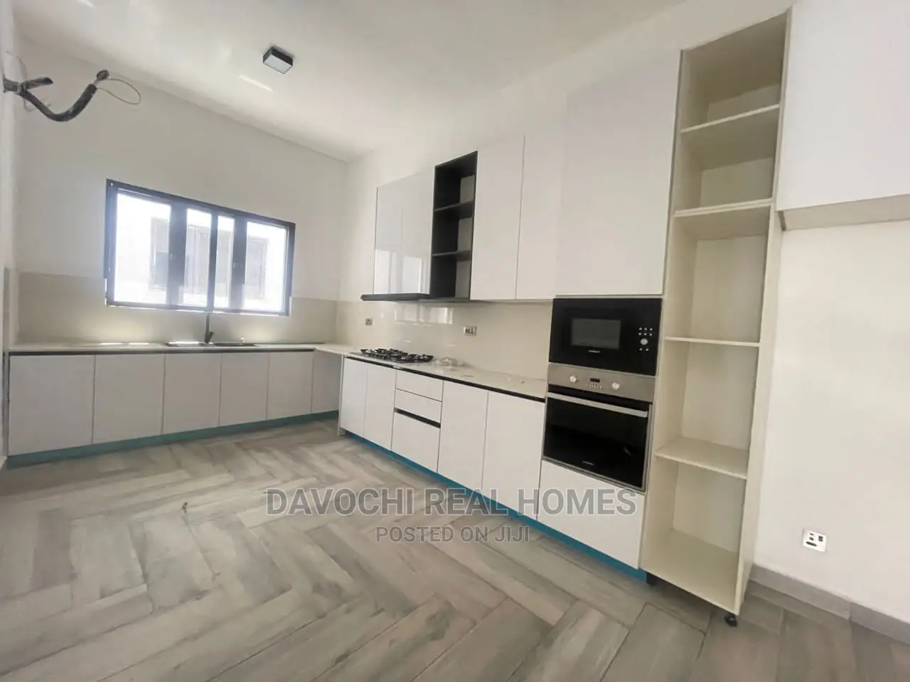 4bdrm Duplex in Lekki Phase One for rent