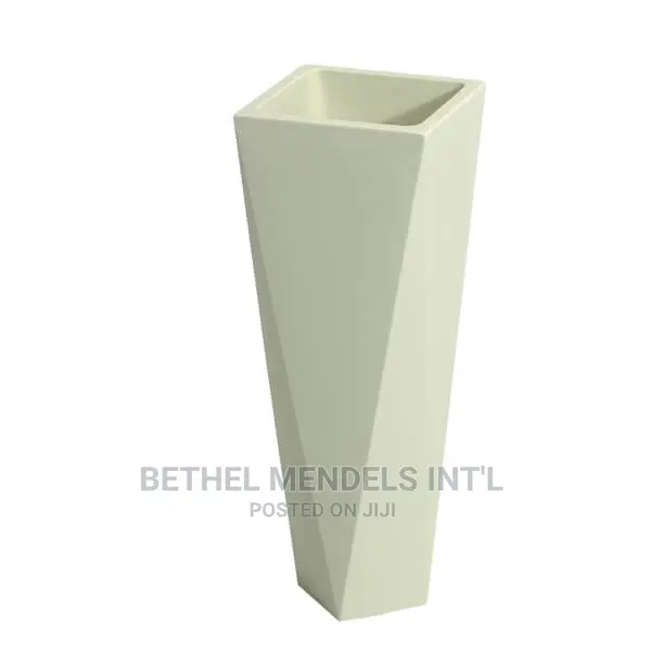 4ft Plamond Fiberglass Flower Pot Available for Bulk Sales